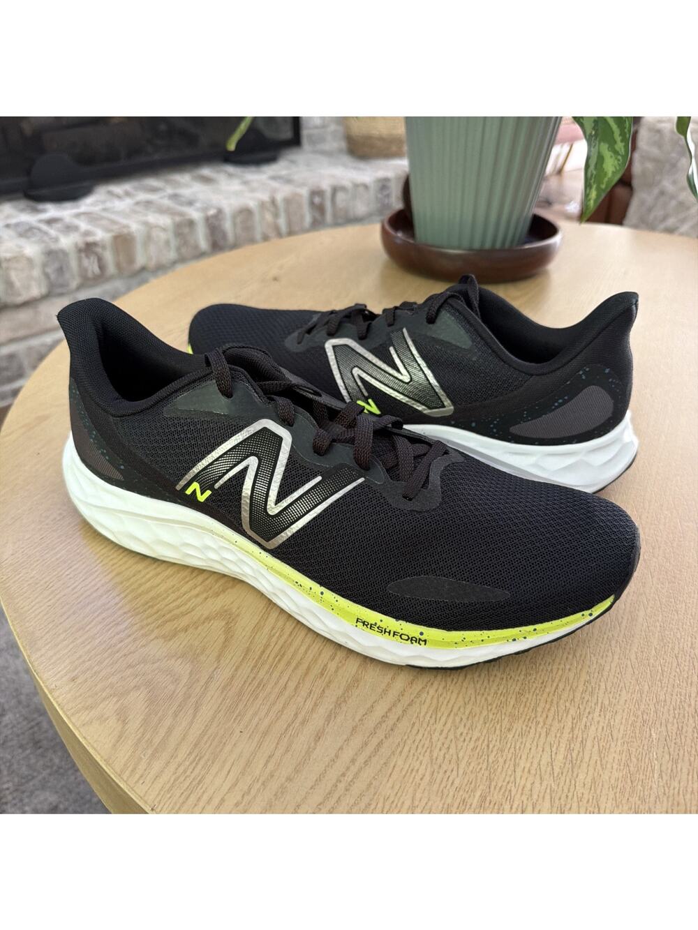 Size 12 - New Balance Fresh Foam Arishi v4 Black Pixel Green